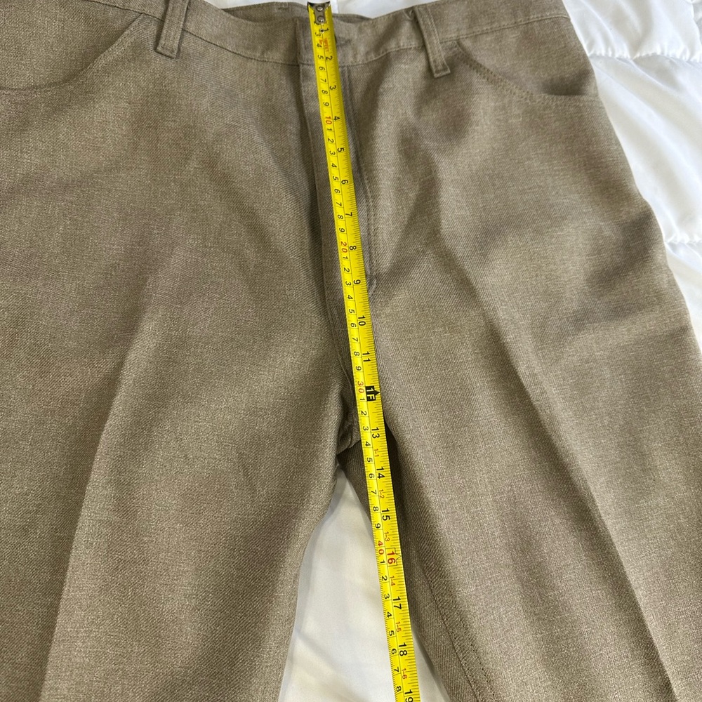 Wrangler Men’s Brown Pants No Iron Needed Size 40x30 - Picture 7 of 9